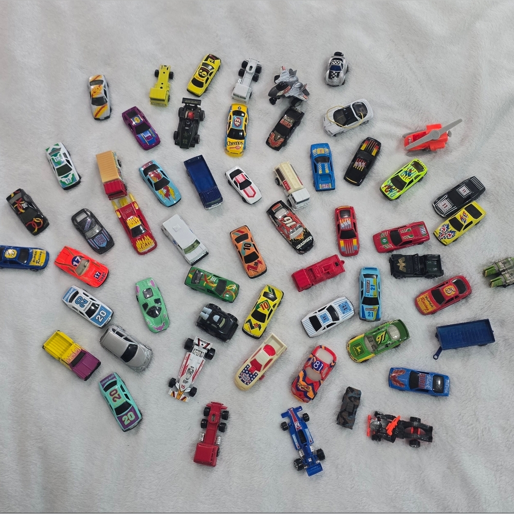 57 Vintage Car Lot Hot Wheels Matchbox Die Cast Toy Assorted Vehicles 90s Y2K